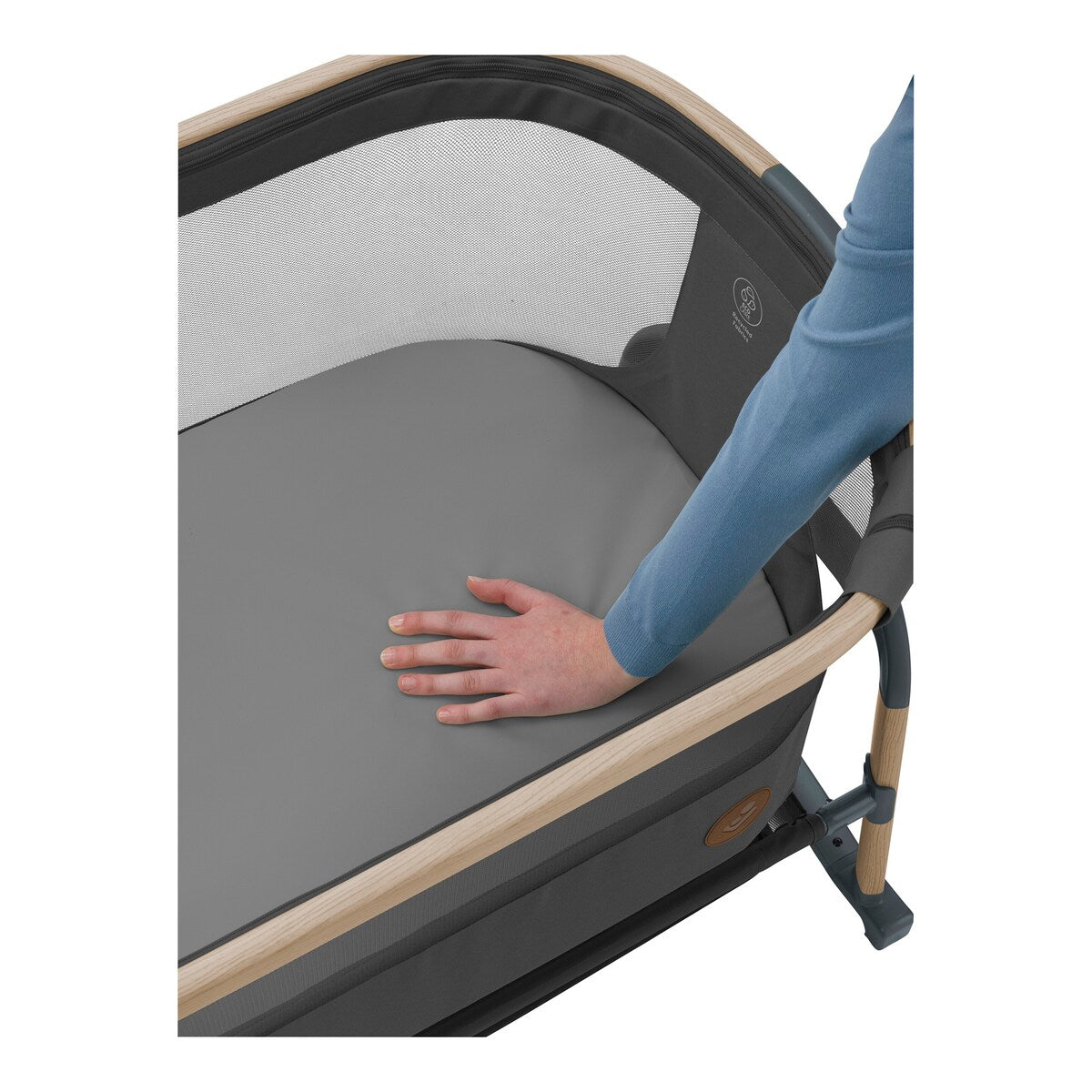 Bedside crib Iora Air med madrass og reiseveske fra fødsel - Maxi-Cosi