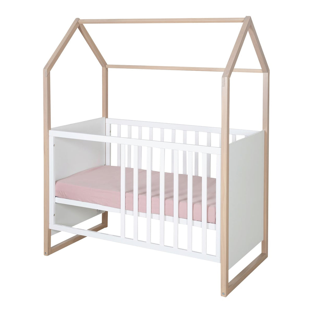 Montert stellekommode i 2-delers barneromssett Cabane