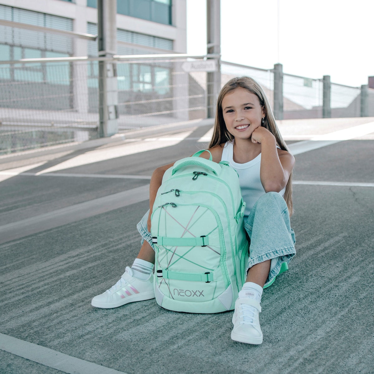 Skolesekk Active Pro med laptoplomme og organiser - neoxx