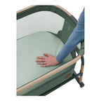 Bedside crib Iora Air med madrass og reiseveske fra fødsel - Maxi-Cosi