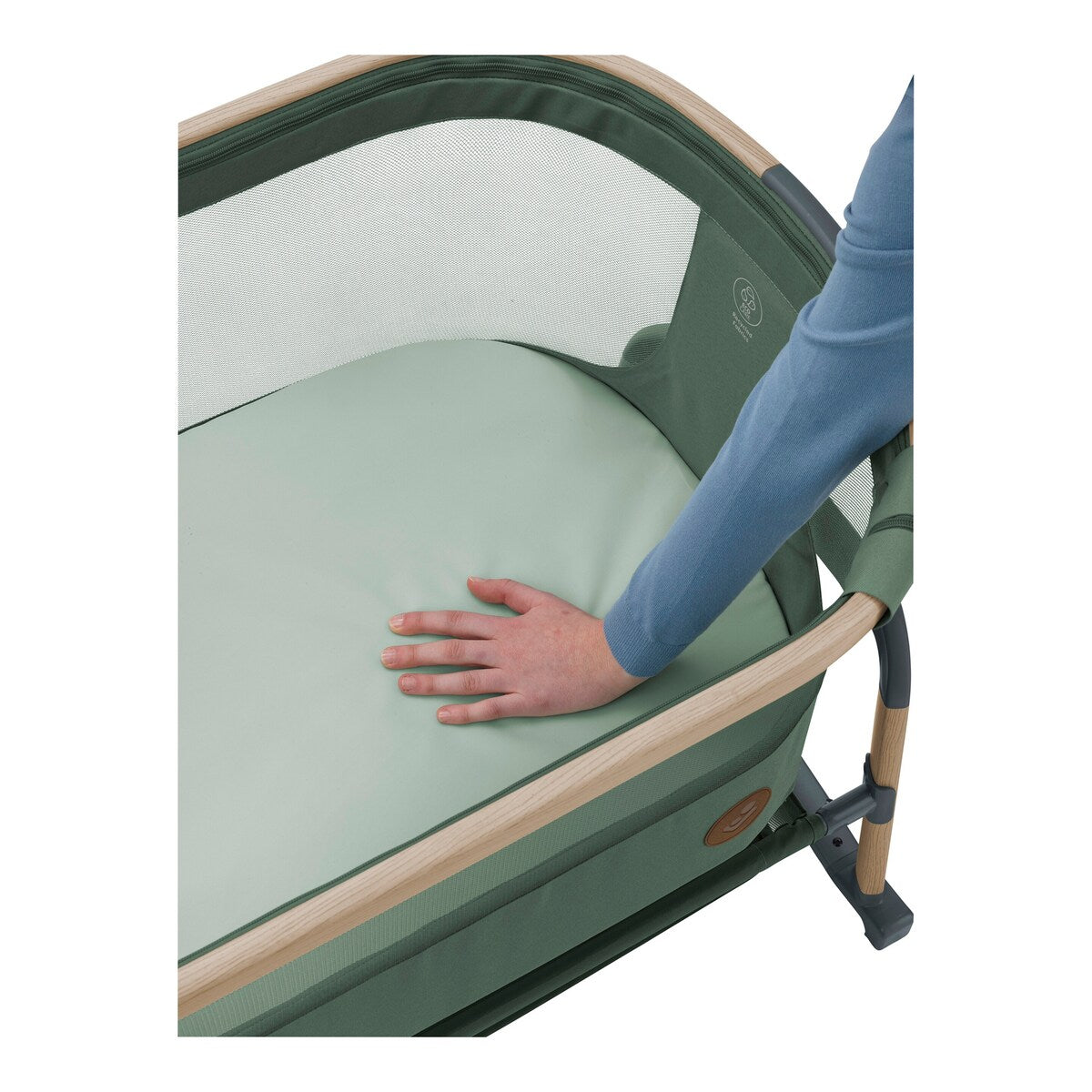 Bedside crib Iora Air med madrass og reiseveske fra fødsel - Maxi-Cosi