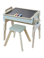 Sidevisning av 5-i-1 tavle med barneskrivebord i tre FSC®