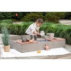 Sandkasse Wild 120x120x20 cm med tildekking i sypresstre - MUDDY BUDDY