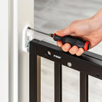 Dør- og trappegrind skrumontering 63-106 cm høyde 75 cm - reer