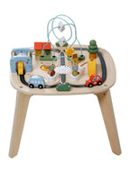 Montert aktivitetsbord for baby med biler i tre FSC® med leker