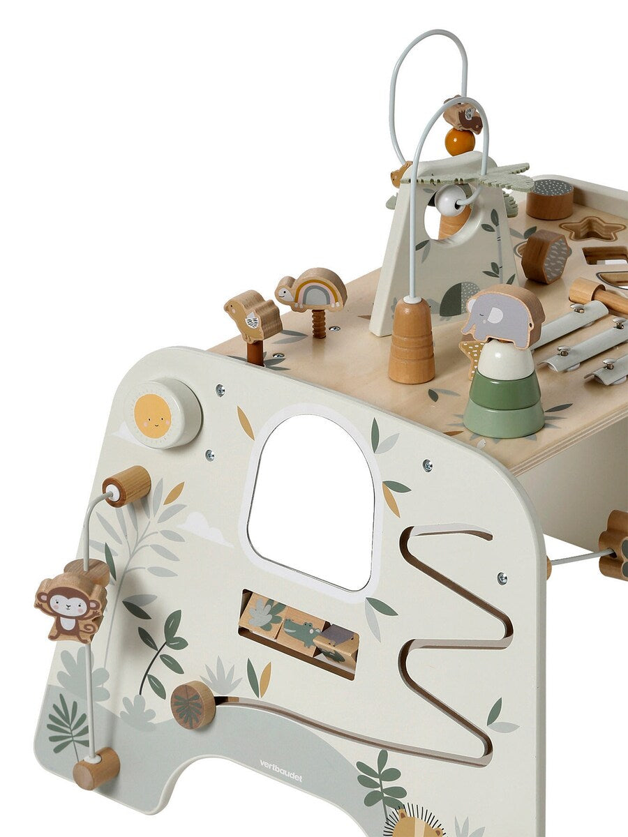 Montert aktivitetsbord for baby i tre FSC® med leker