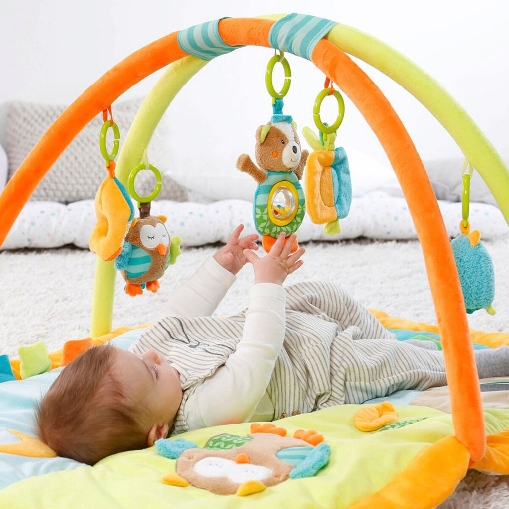 Montert aktivitetsstativ med 3D-lekematte Sleeping Forest