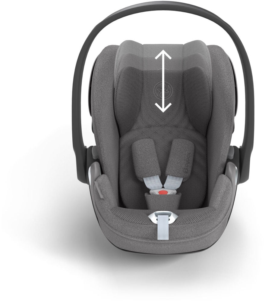Babybilstol Cloud T i-Size PLUS Mirage Grey montert i bil