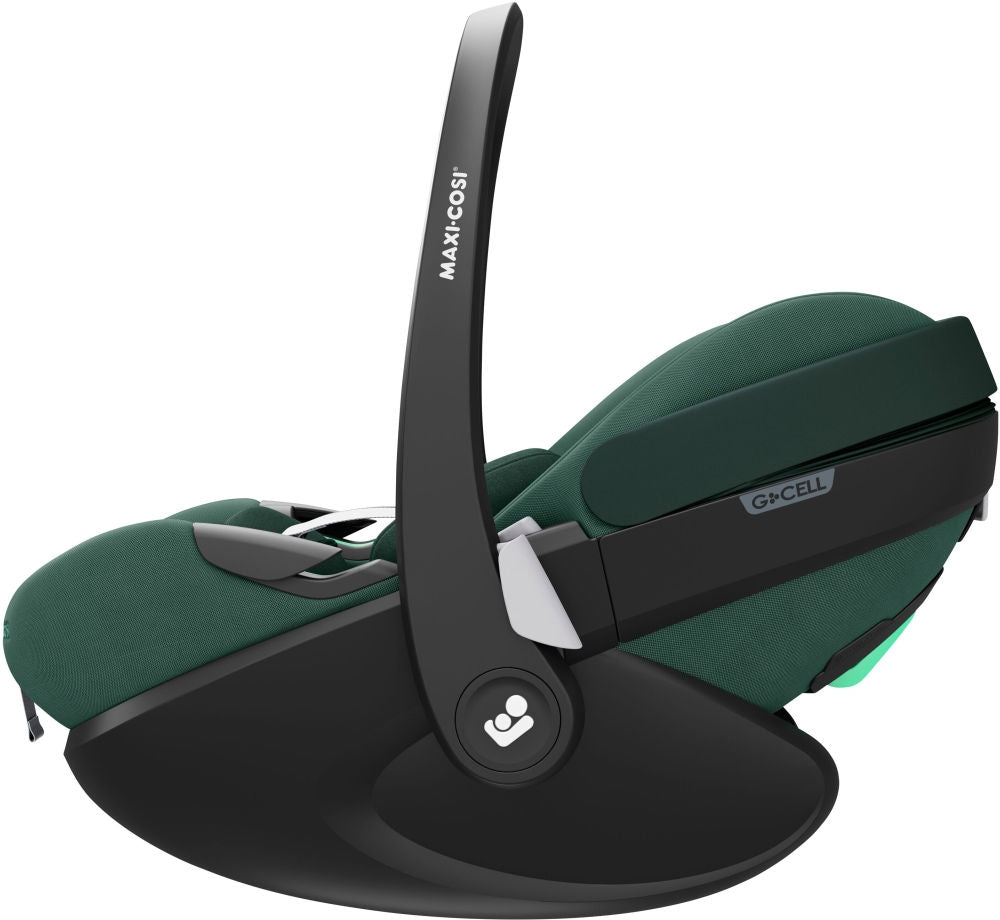 Montert Babybilstol Pebble 360 Pro 2-i-1 med FamilyFix 360 Pro base i bil
