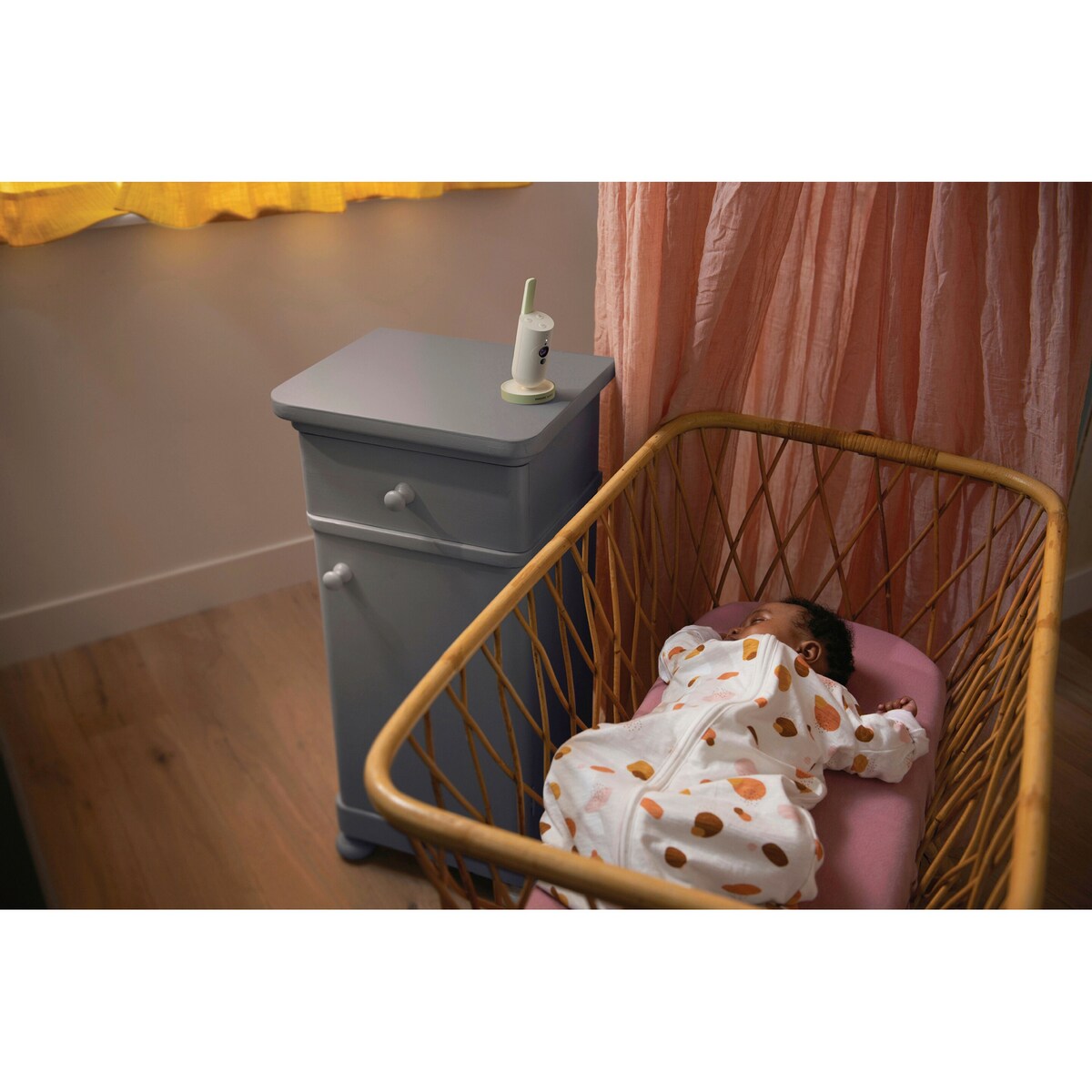 Babycall Connected SCD643/26 med Full HD-kamera og nattlys