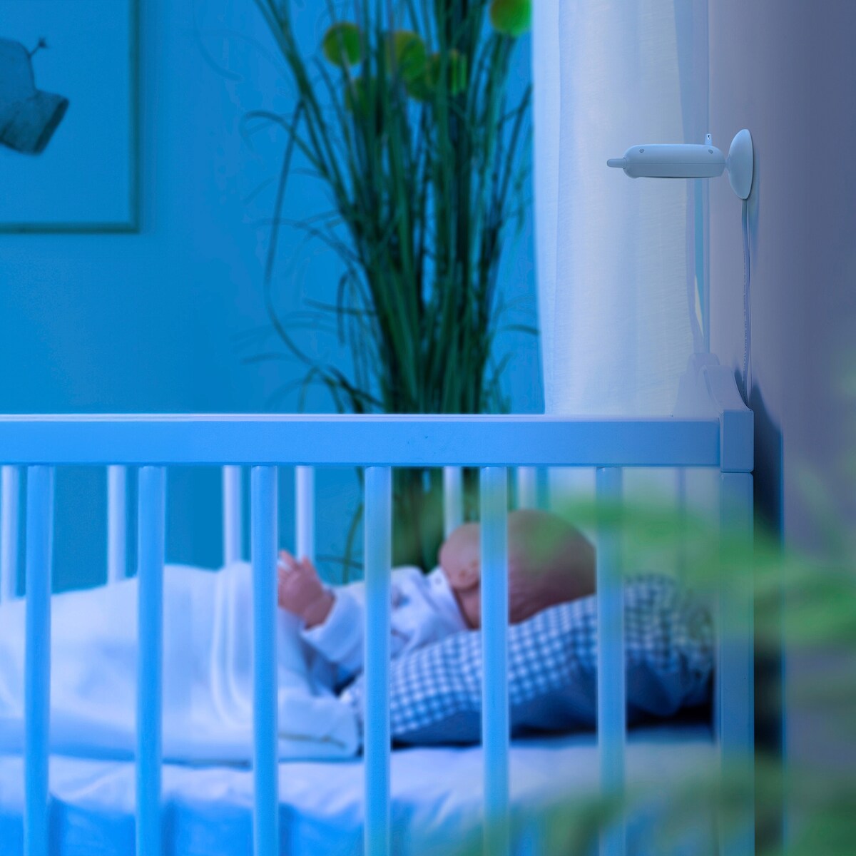 Montert Babycall med kamera S og 2,4-tommers skjerm 300 m i barnerom