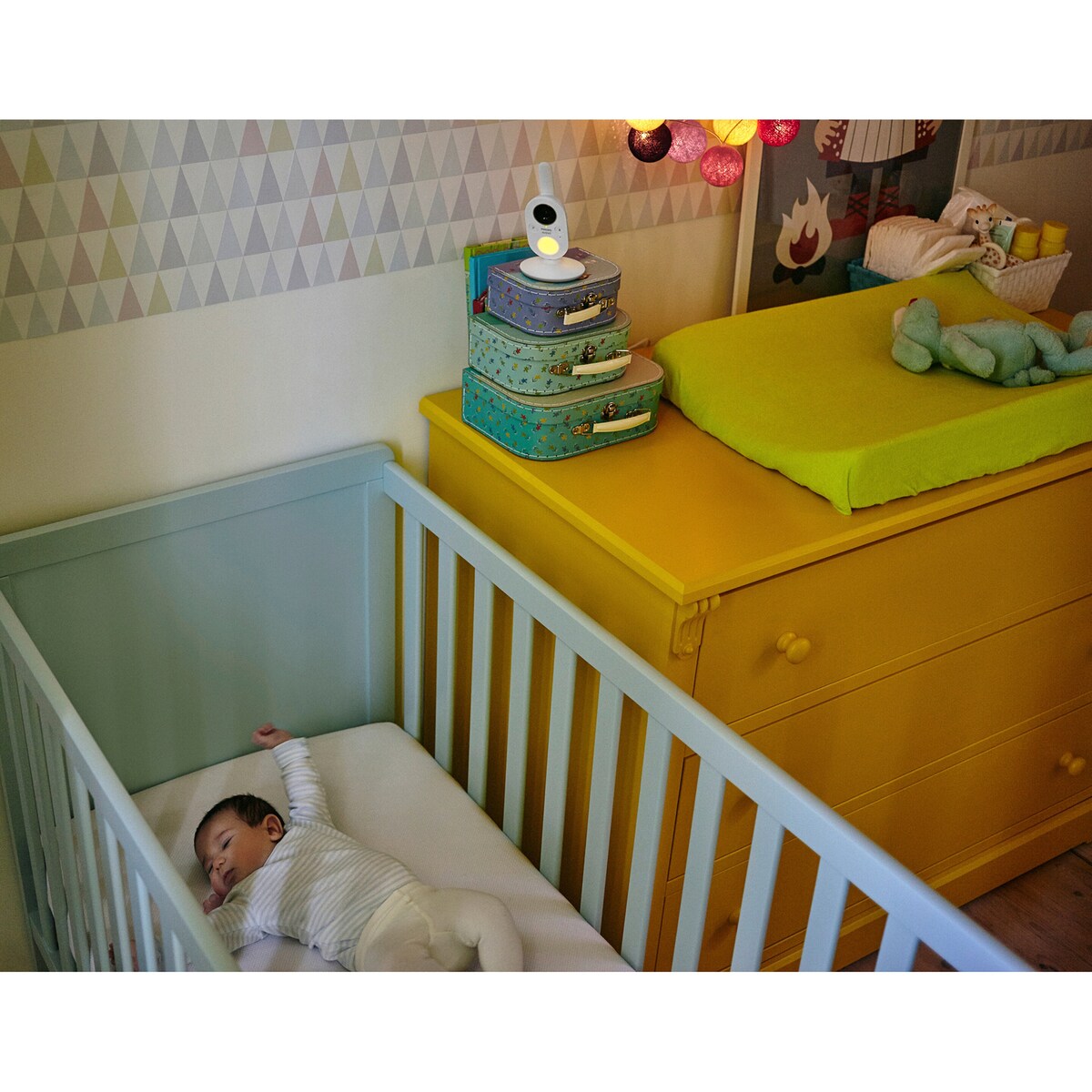 Nærbilde av kamera på Babycall med kamera SCD892/26 3,5-tommers LCD