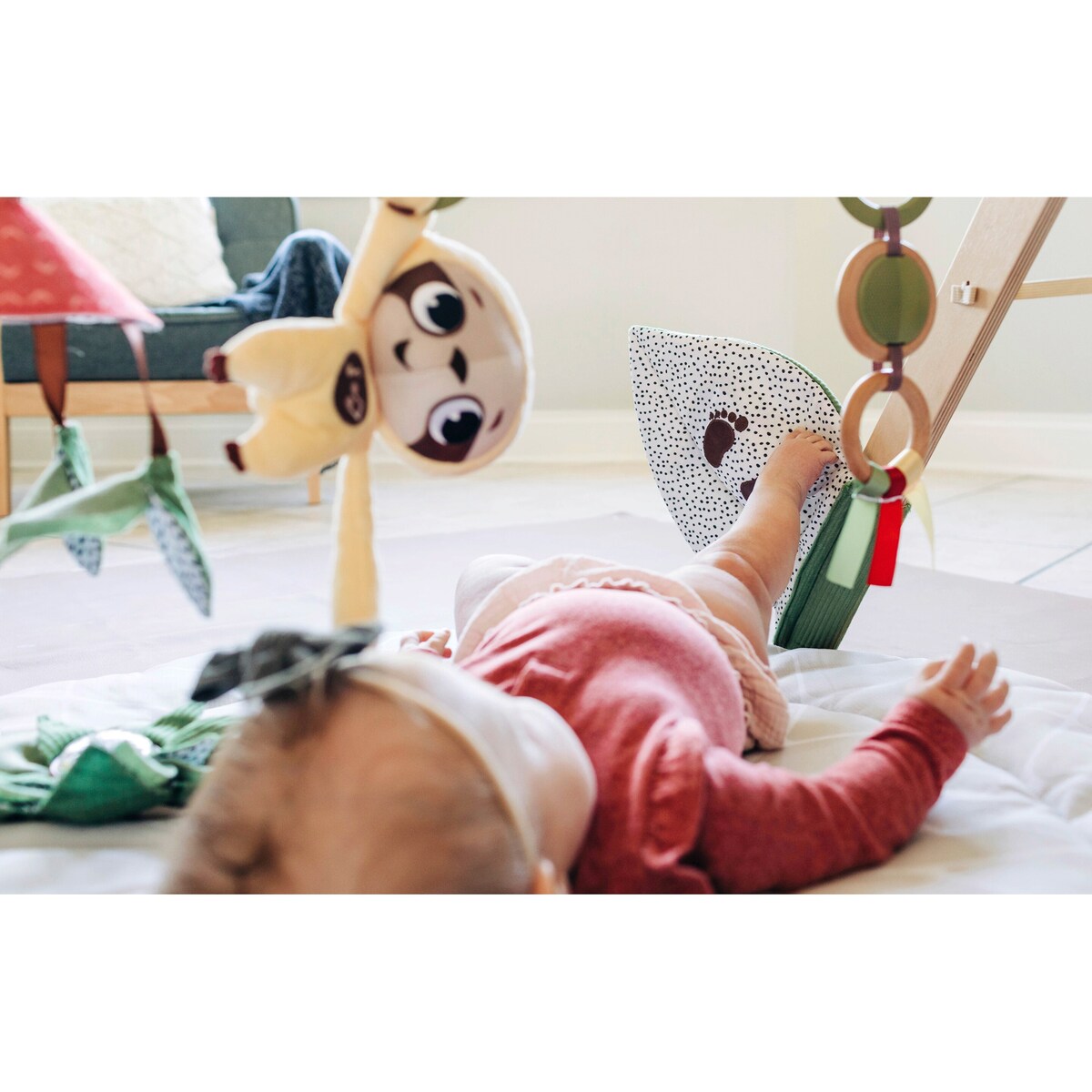 Babygym Boho Chic Luxe Gymini med trebue med rangleleker