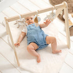 Babygym i tre med 3 leker 50x60 cm fra fødsel montert