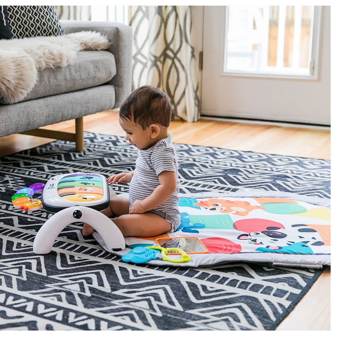 Babygym med aktivitetsteppe 4-i-1 Kickin' Tunes - Baby Einstein