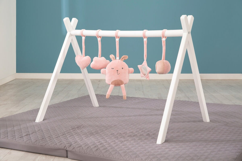 Babygym i tre med hengeleker rosa 56x69 cm med alle fem hengeleker