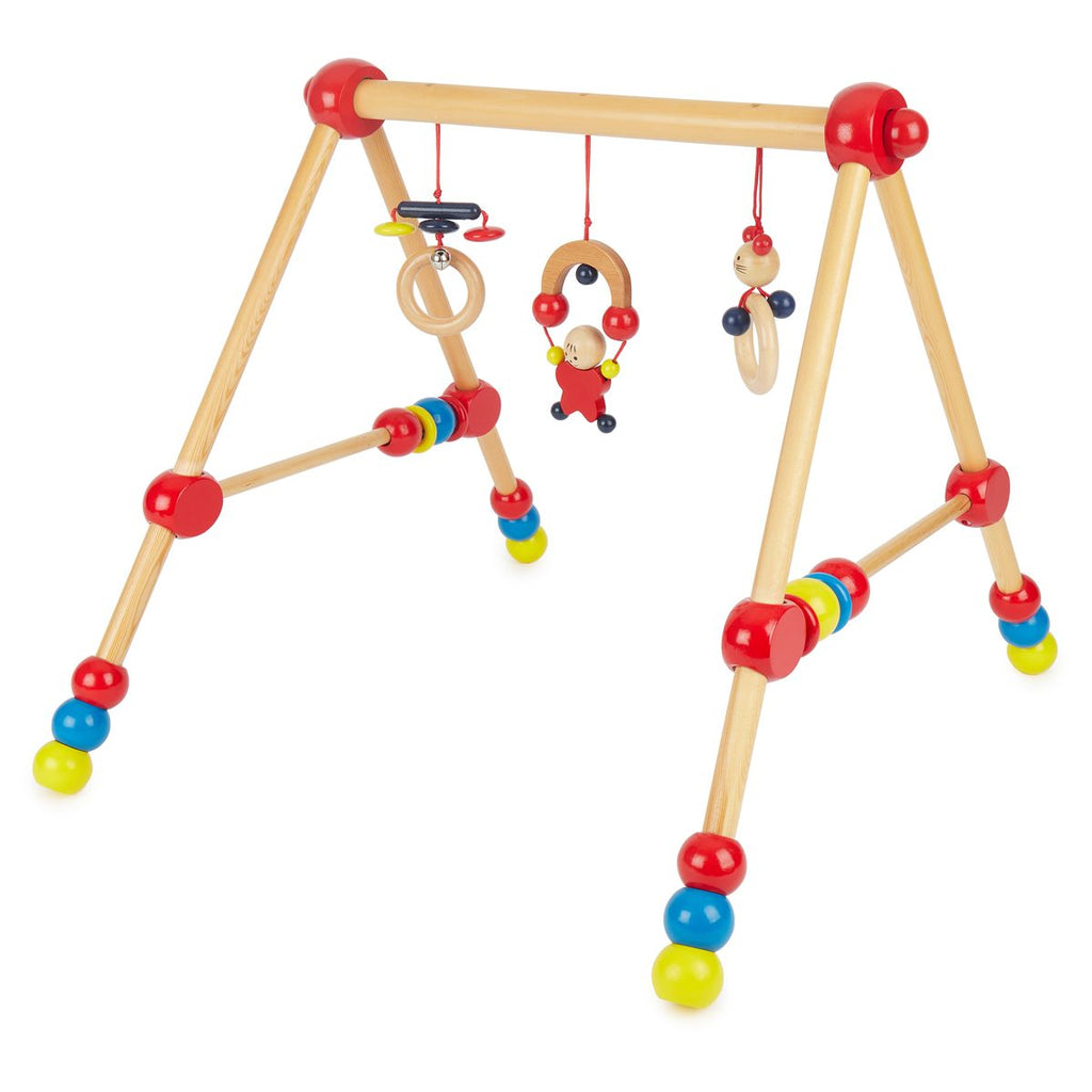 Babygym i tre med hoydejustering fra fodsel - Bieco forfra