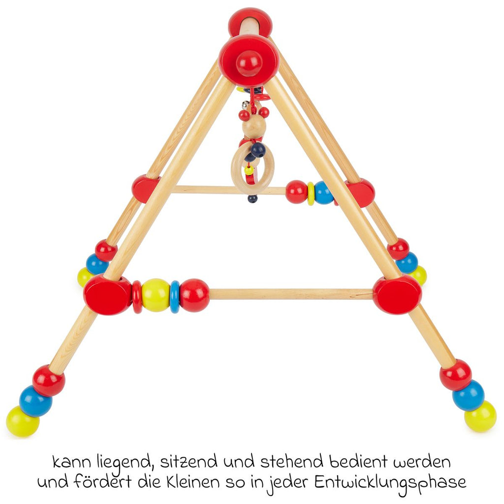 Babygym i tre med hoydejustering fra fodsel - Bieco detalj av trekonstruksjon