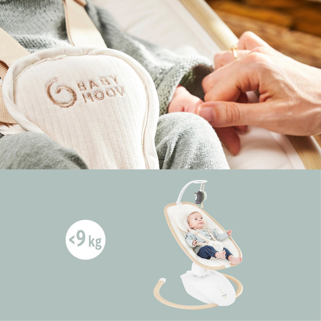 Nærbilde av polstret sete på Babyhuske Swoon Hoop med 5 bevegelser og fjernkontroll