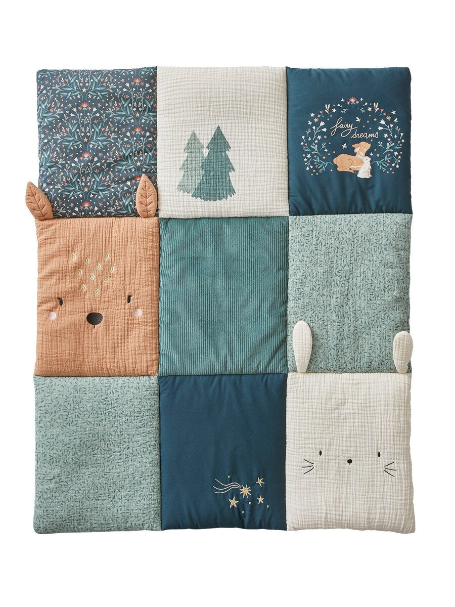 Babyleketeppe og lekegrindinnlegg MAGIC FOREST bomull forside med patchwork