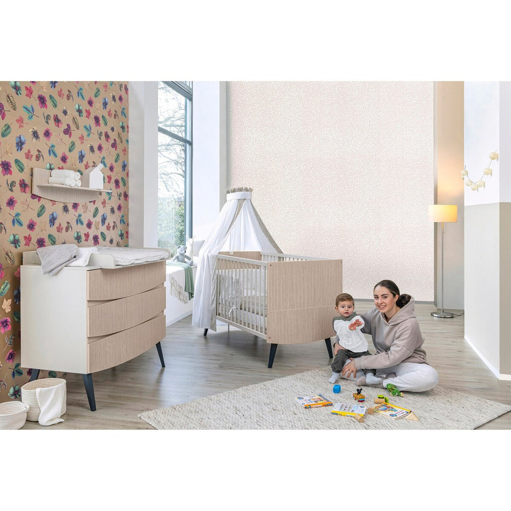 Babymøbelsett Smile 2 deler med seng og stellekommode forfra