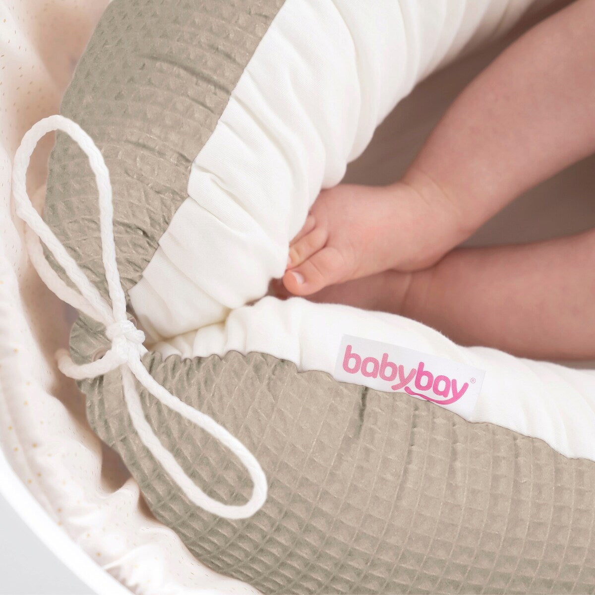 Babynest vaffelpiqué vendbart 90x50 cm bomull detalj av materiale