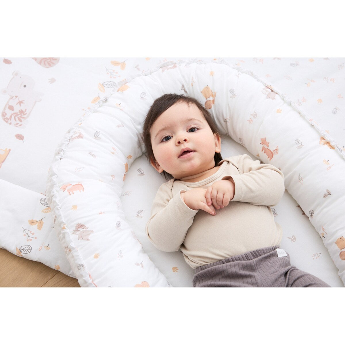Babynest Waldfreunde 80x55 cm montert i bruk