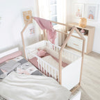Babyromsmøbler Cabane 3 deler med husseng og garderobe stellekommode detalj