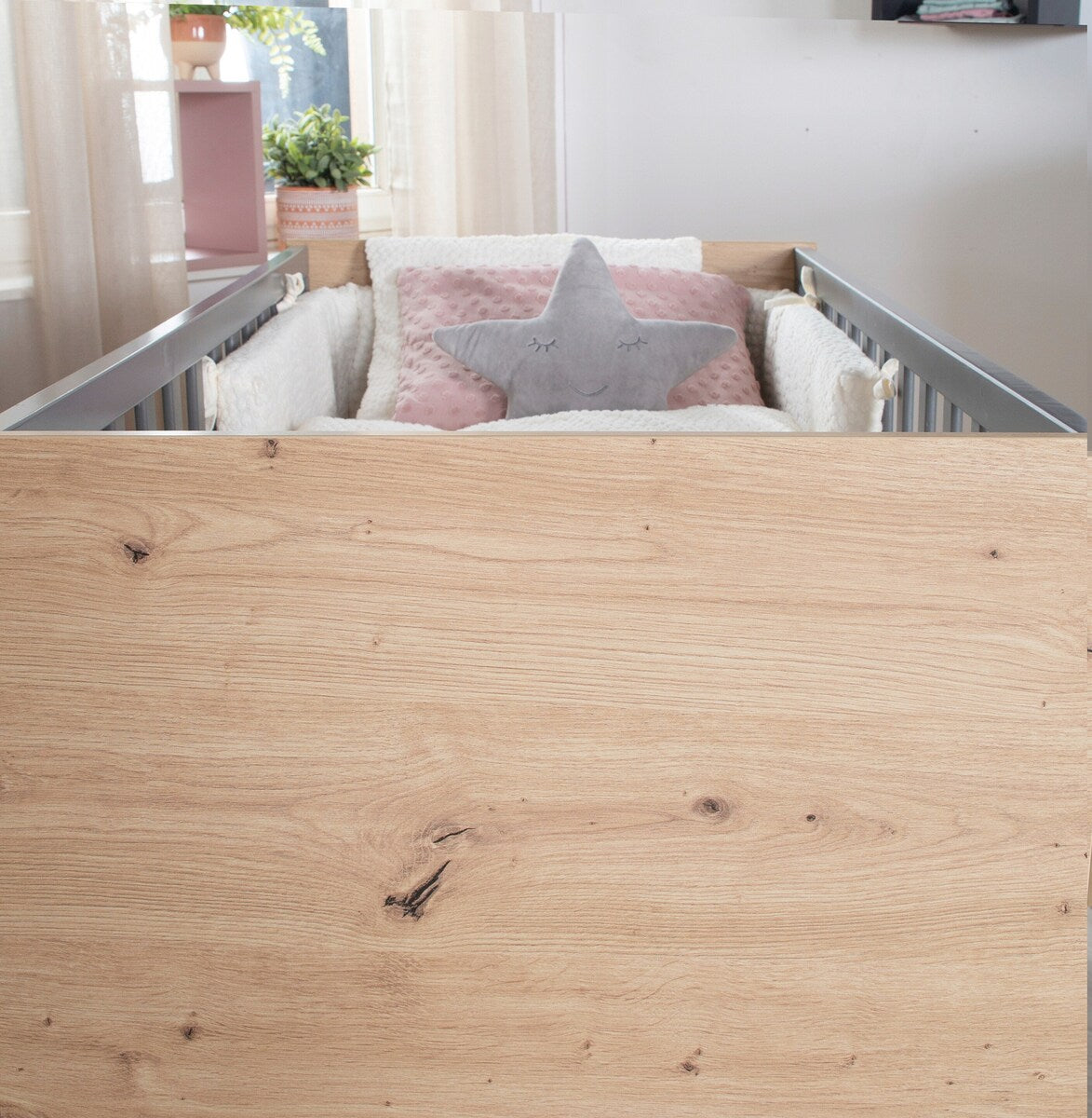 Babyseng og bedside crib 60x120 cm Anna 2-i-1 i barnerom