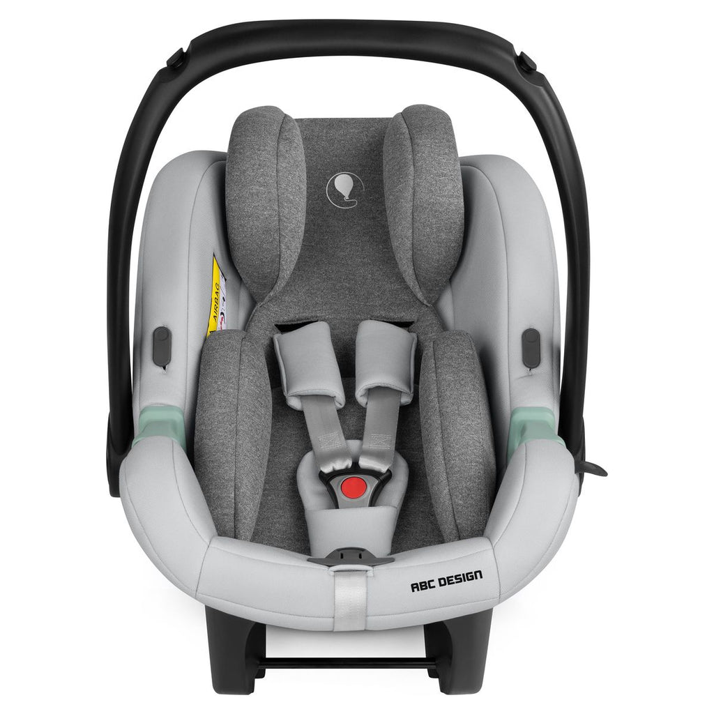 Babystol Tulip i-Size gruppe 0+ montert i bil