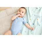 Babyteppe Dots strikket bomull 80x100 cm - BORNINO HOME