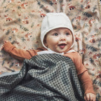 Detalj av Babyteppe Pearl Velvet 75x100 cm Nordic Woodland stoff