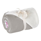 babyteppe vaffelpiqué og minky-fleece 75x100 cm kantdetalj