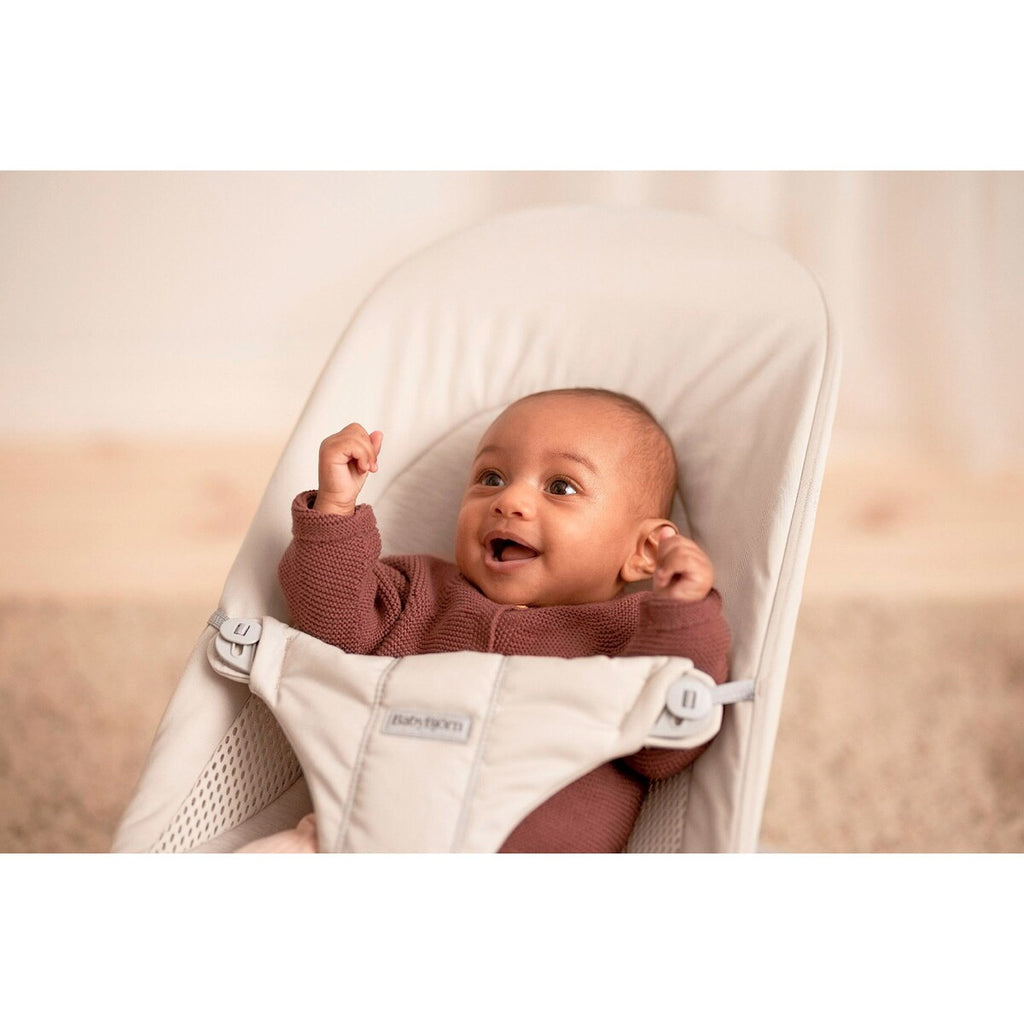 Barn som bruker Babyvipp Balance Soft Tri-Fabric