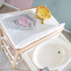 Bade- og stellekombinasjon Baby Pool uttrekkbar montert med stellematte