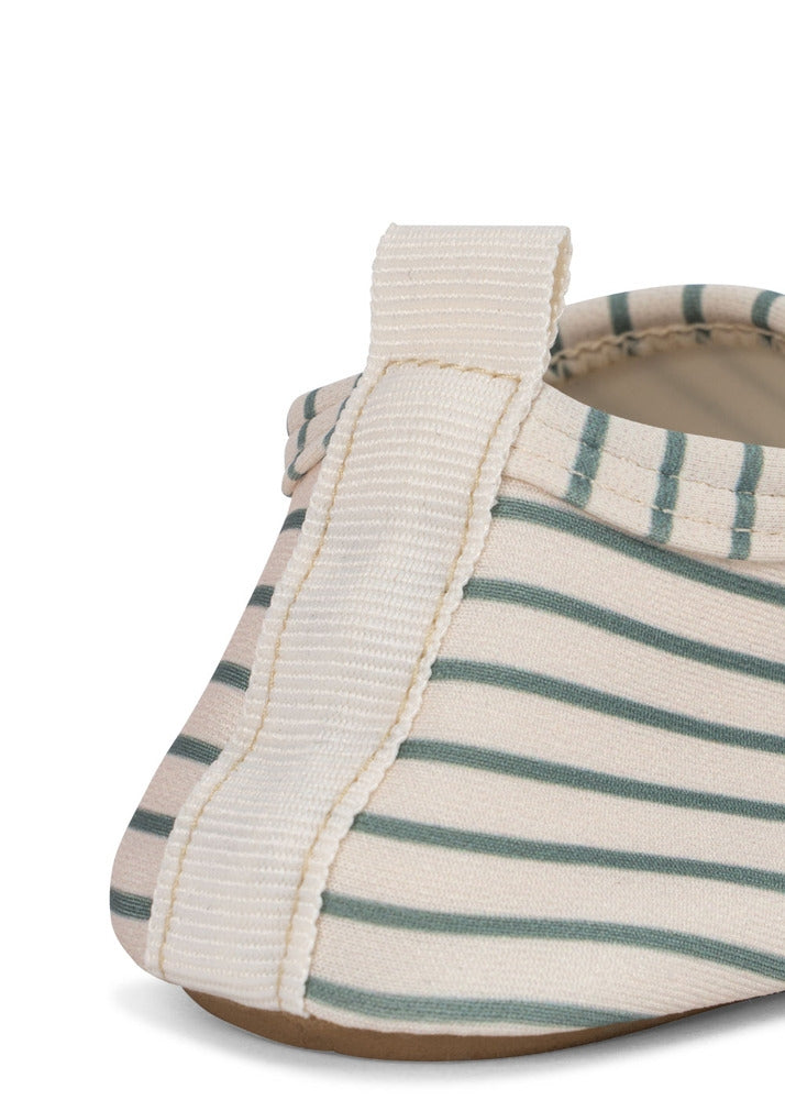 Badesko Aster Tea Stripe UPF 50+ str. 20-21 sett fra siden