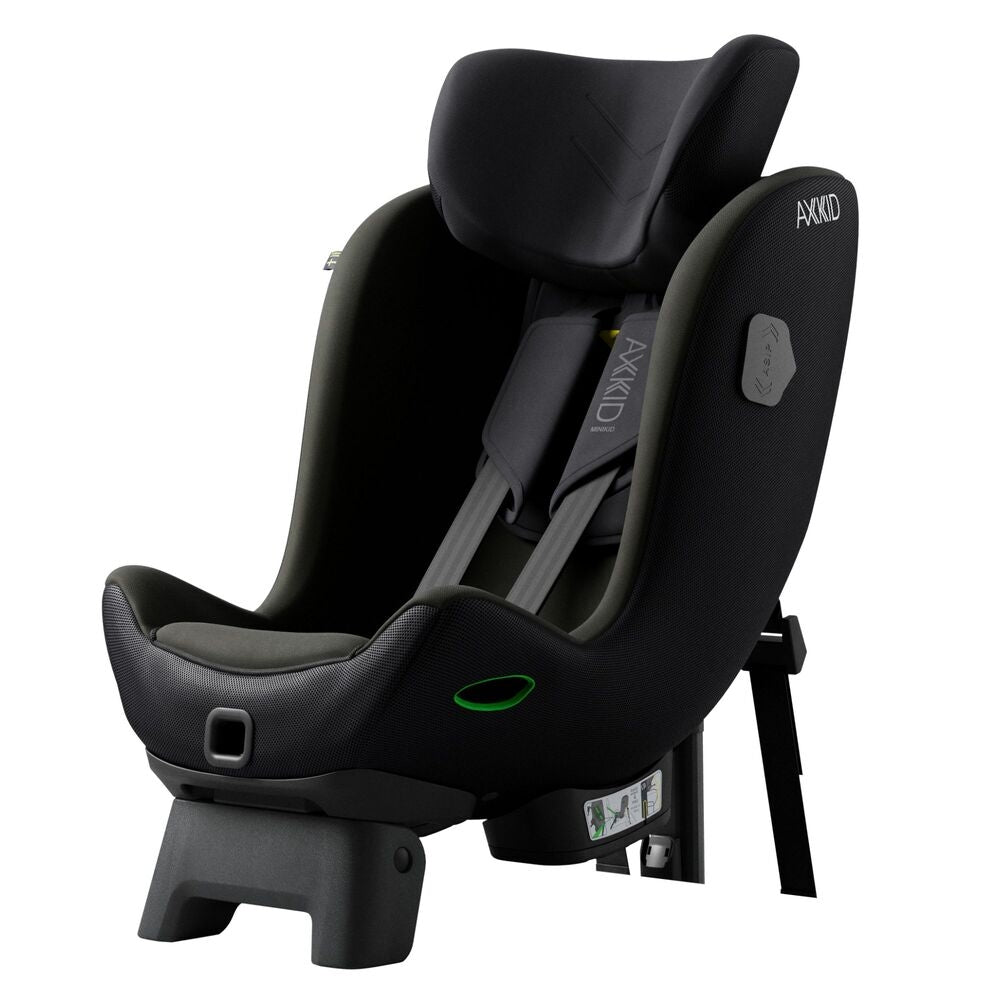 Montert Bakovervendt bilstol Minikid 4 Pro i bil