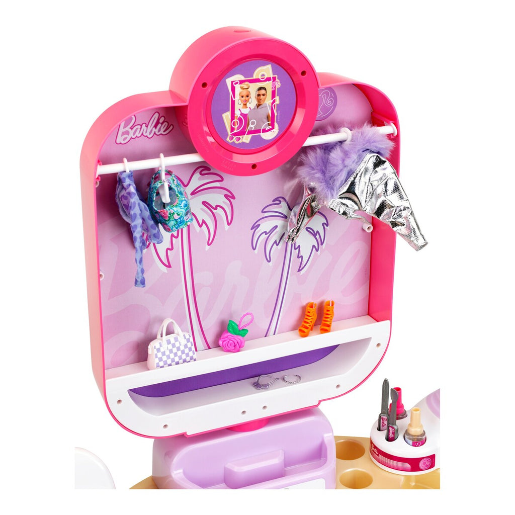 Barbie skjønnhetsstudio Happy Vibes med neglеtørker montert med tilbehør