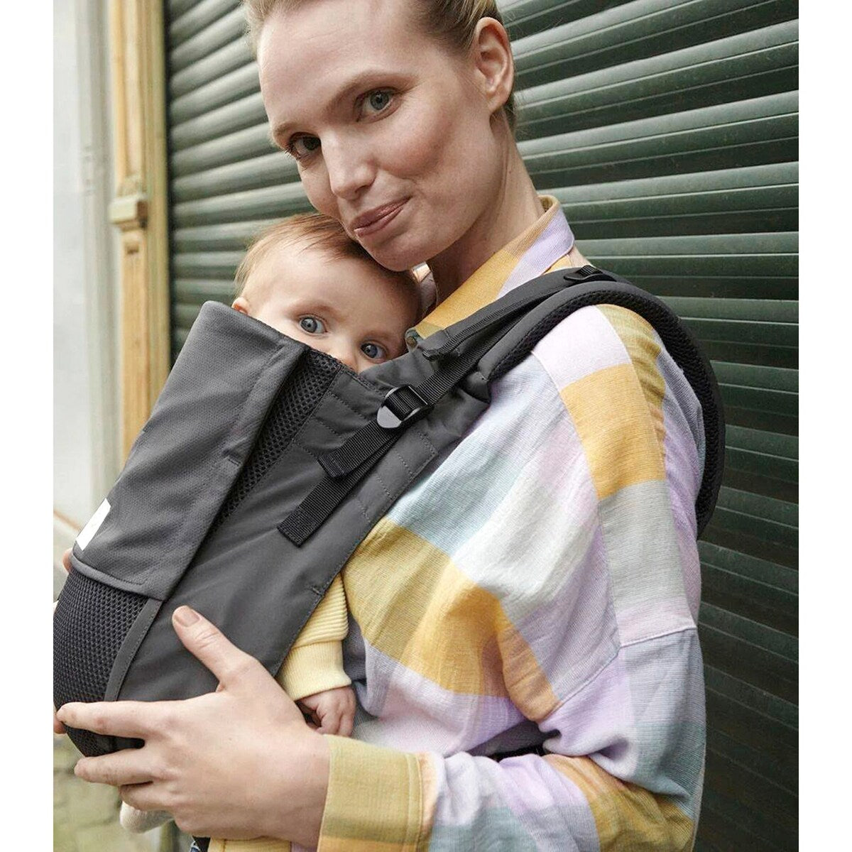 Bæresele Mesh fra 1 mnd til 15 kg, polyester detalj av mesh-materiale og spenner