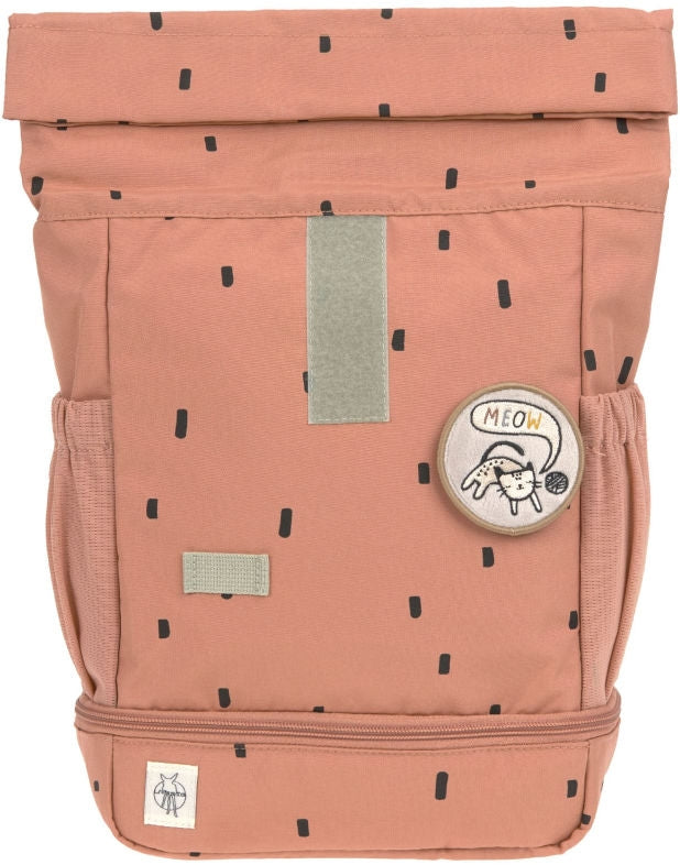 Barnehagesekk Mini Rolltop Happy Prints karamell - Lässig montert på barn