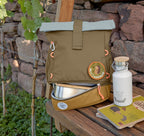 Barnehagesekk med rolltop 9-11L Nature oliven sidefag