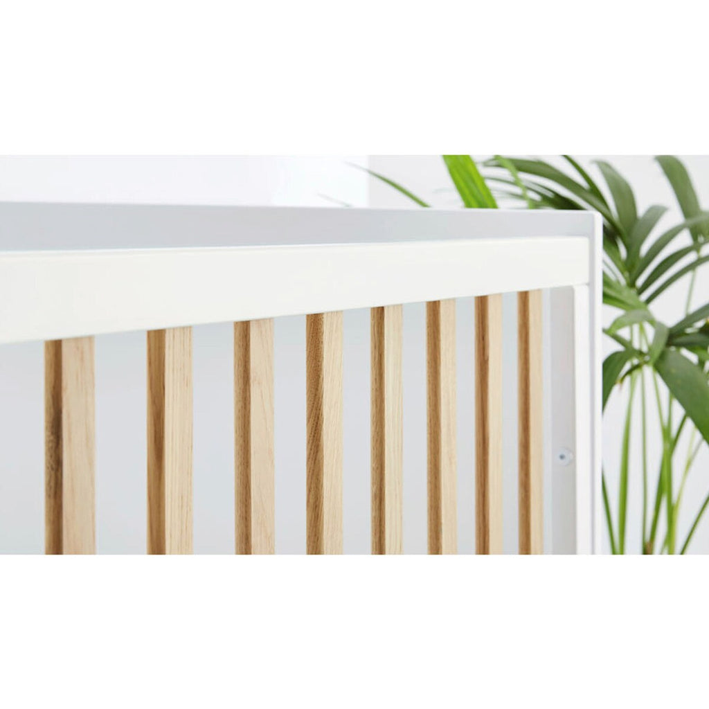 Barneromsmøbler 3 deler Pan bred MDF hvit og eik kommode skuffer