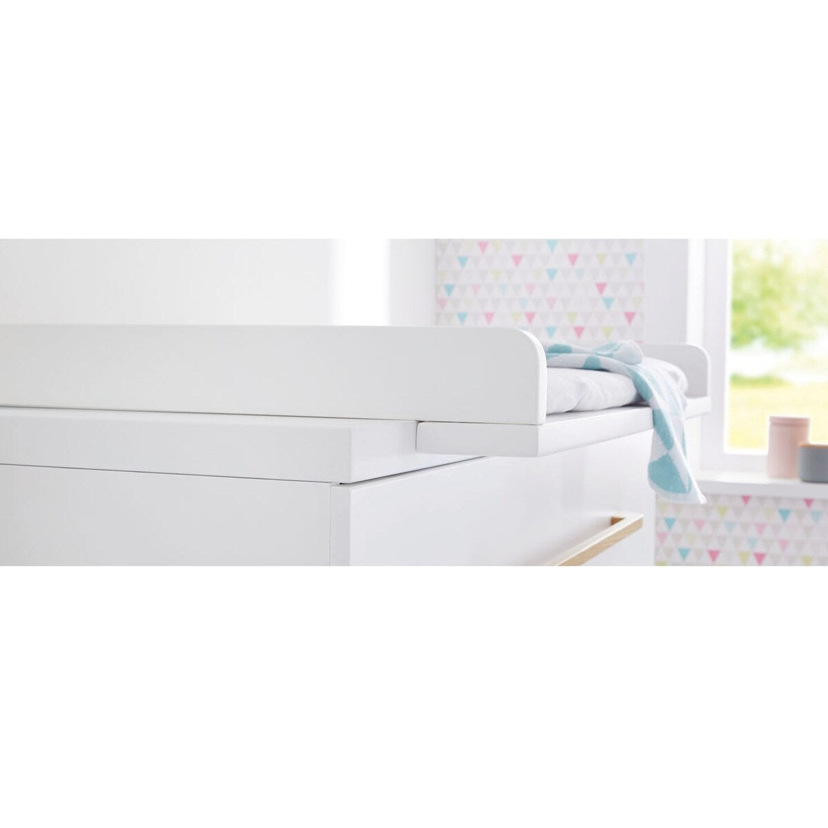 Barneromsmobler 3 deler Riva bred MDF hvit og ask skuff med soft-close funksjon