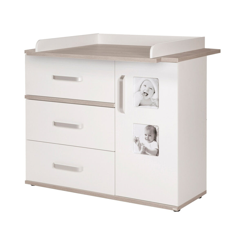 Barneromsmobler Moritz 3 deler med garderobe detalj