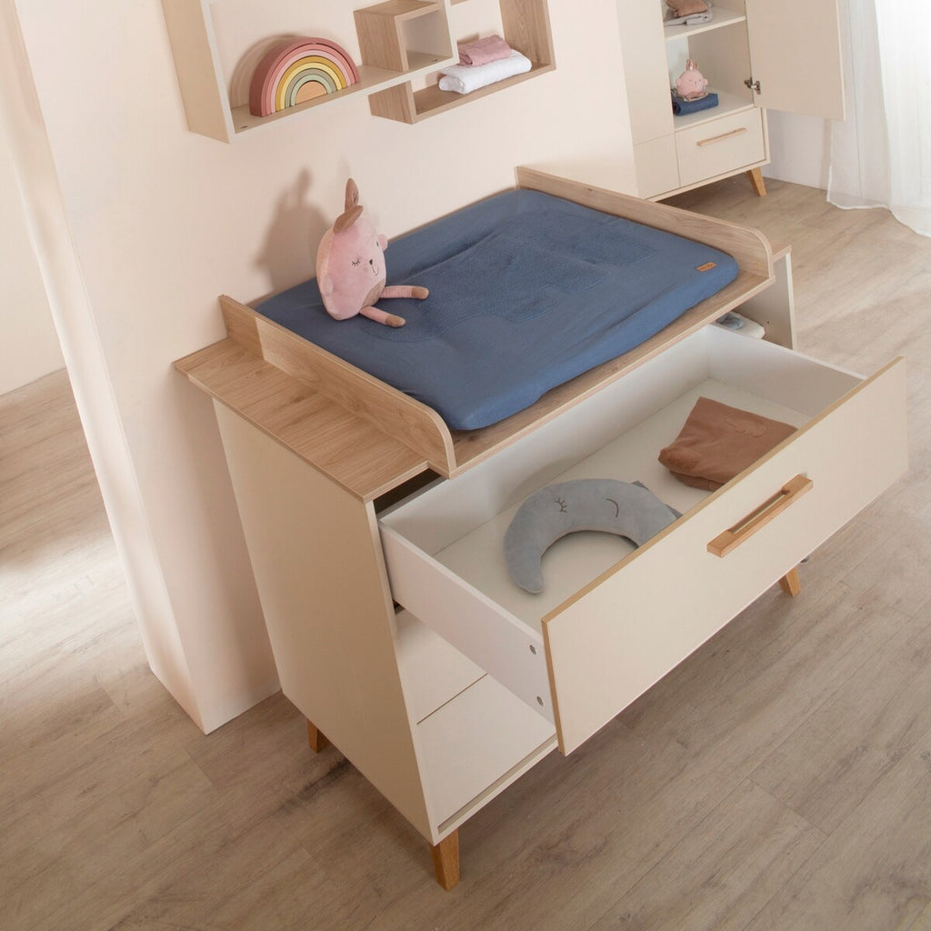 Barneromssett Jil 3 deler justerbar stelleflate