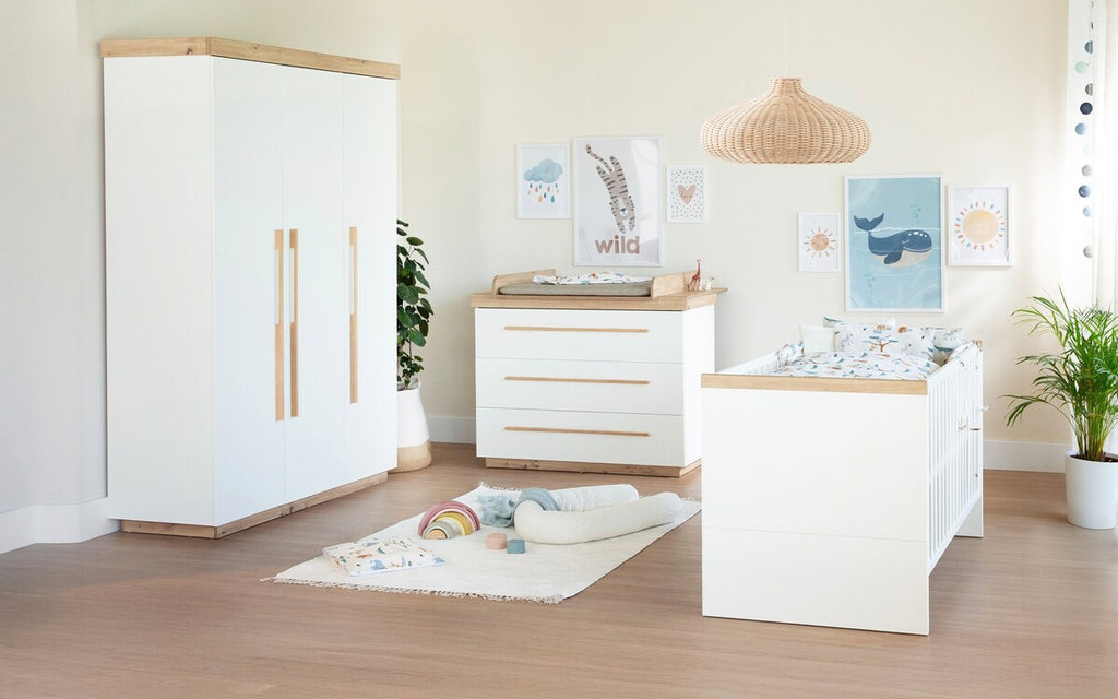 Barneromssett Lumo 3 deler med babyseng 70x140 cm forfra