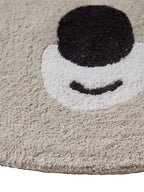 Detalj av tufted overflate på Barneromsteppe MINI ZOO koala 74x100 cm