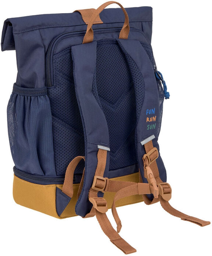Barneryggsekk rolltop 9-11 l resirkulert polyester fra 3 år Lässig bakside