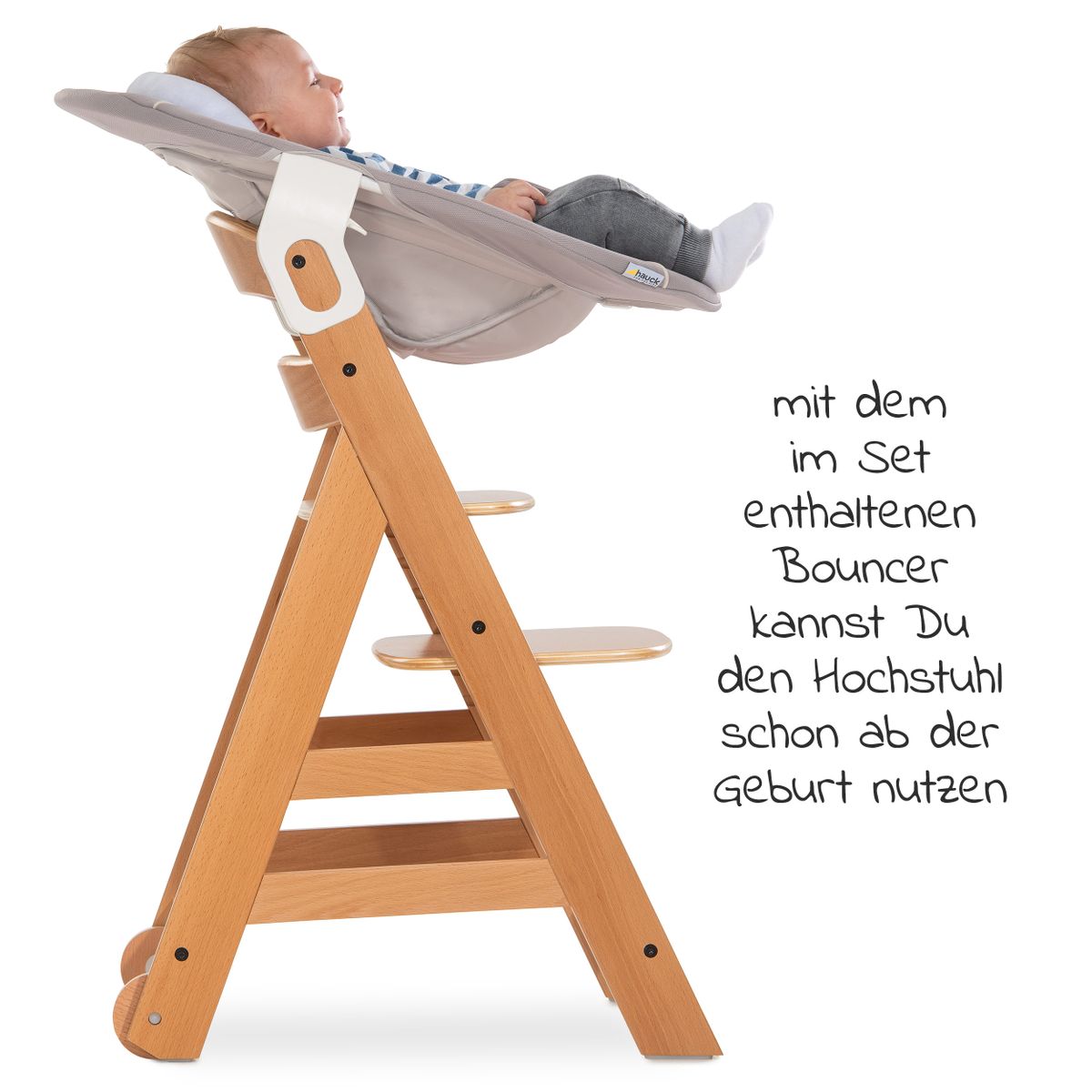 Barnestol Alpha Move 5-delers sett montert ved spisebord