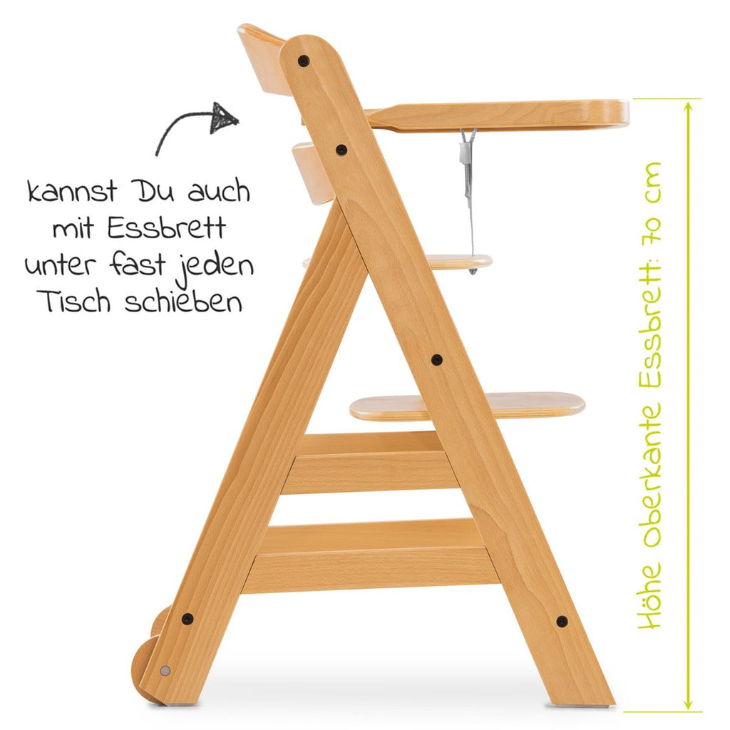 Detalj av spisebrett i tre på Barnestol Alpha Move